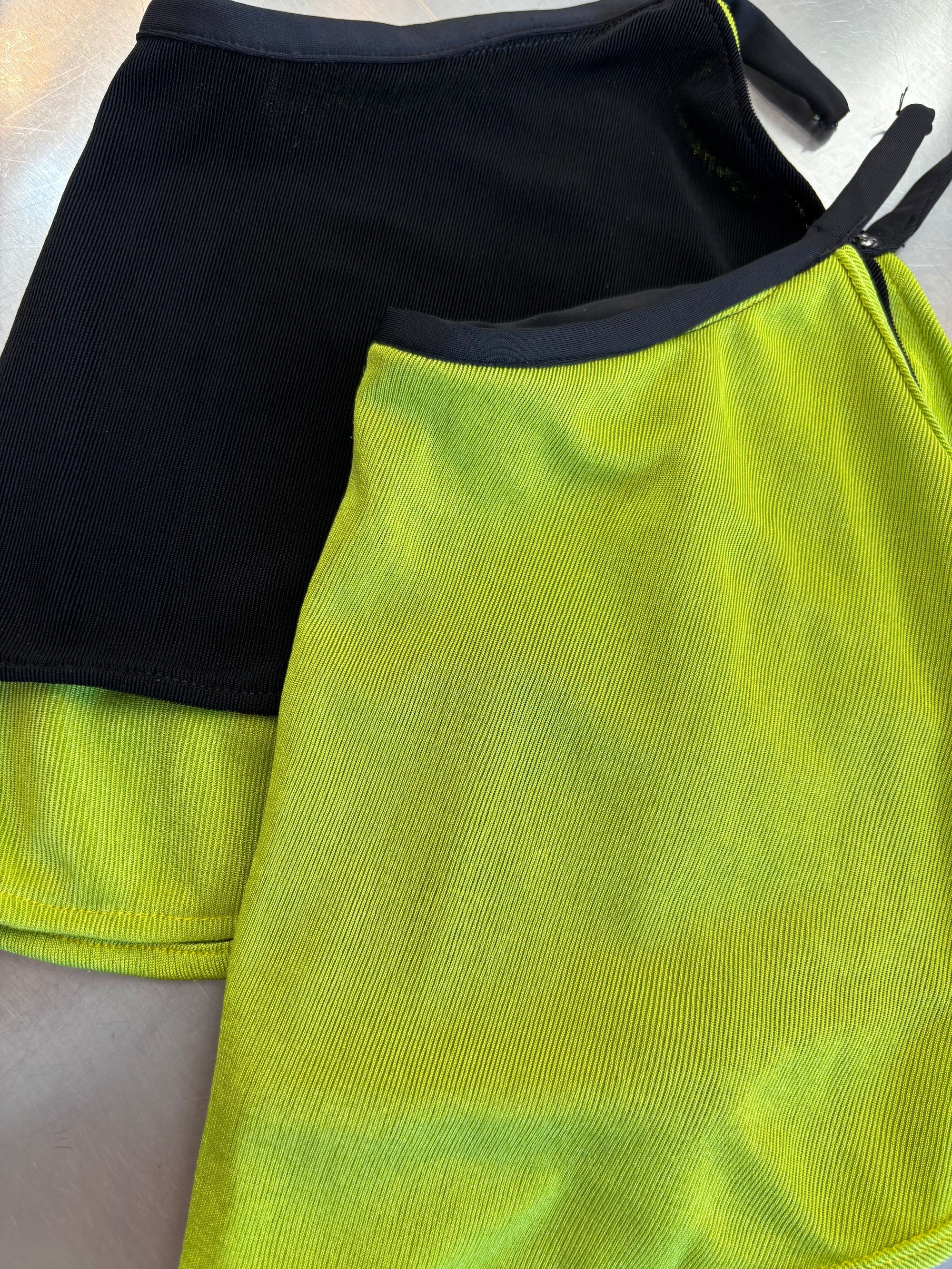 Reversible Flutter Sleeve