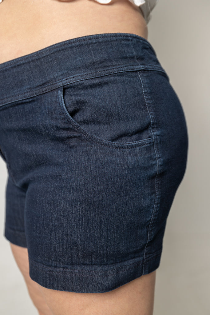 Feather Soft Denim shorts - Denim blue - Ladies | H&M SG